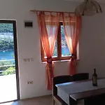 By The Sea Prapratno