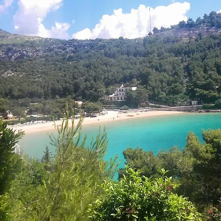 By The Sea Prapratno Apartman